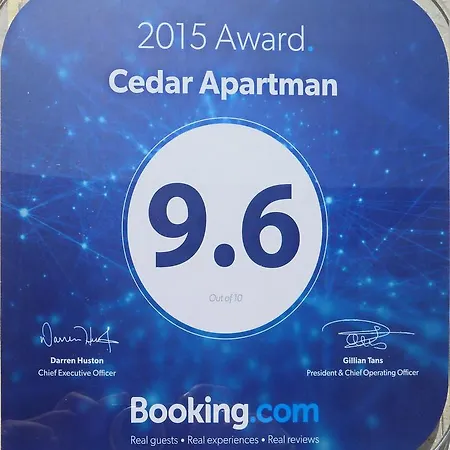 Cedar Apartman